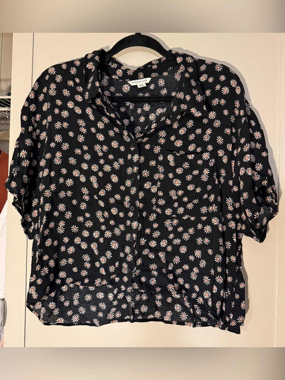 American Eagle Cropped Floral Shirt Sz L